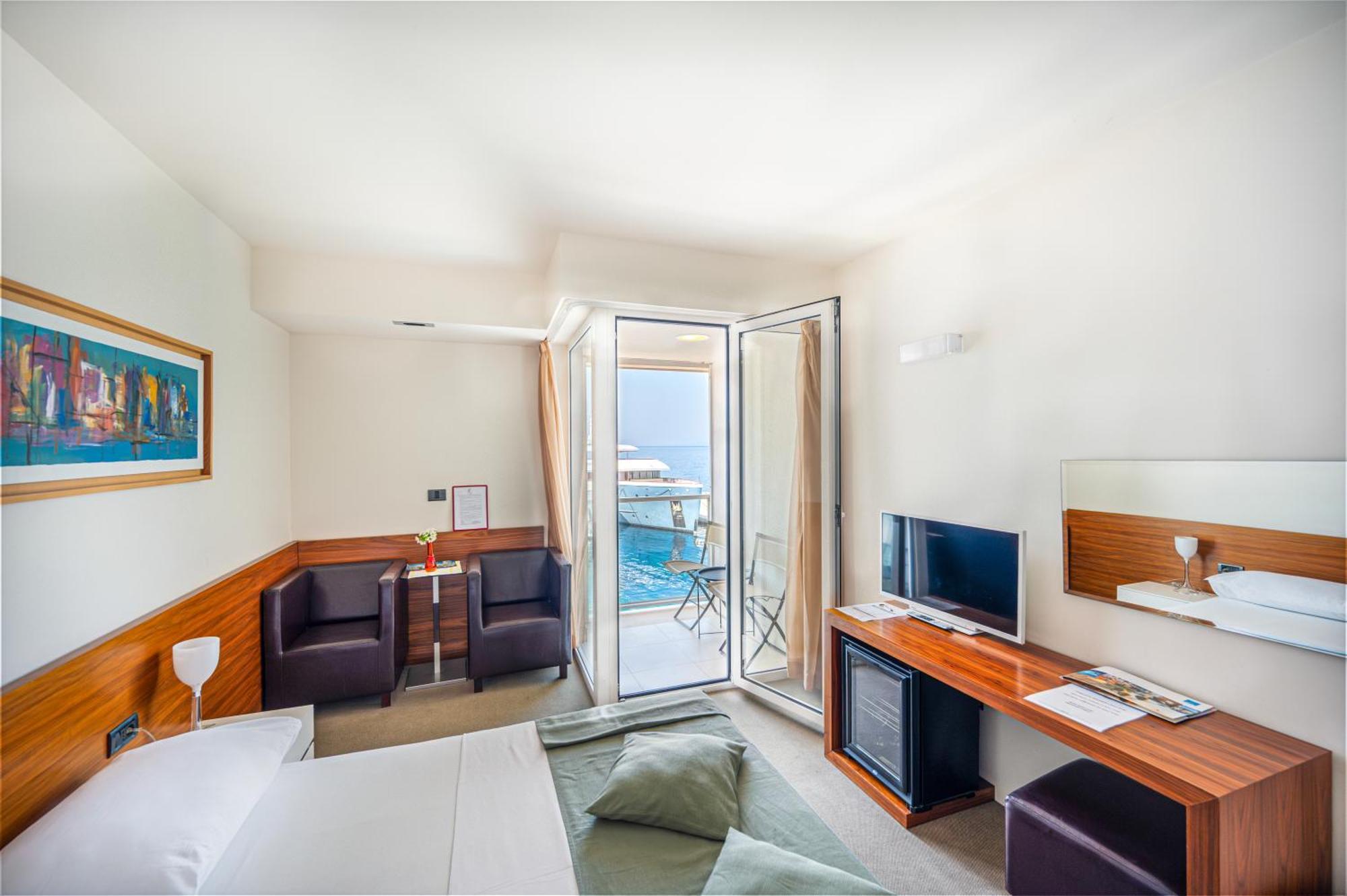 פוסטיר Hotel Vrilo - Adults Only מראה חיצוני תמונה